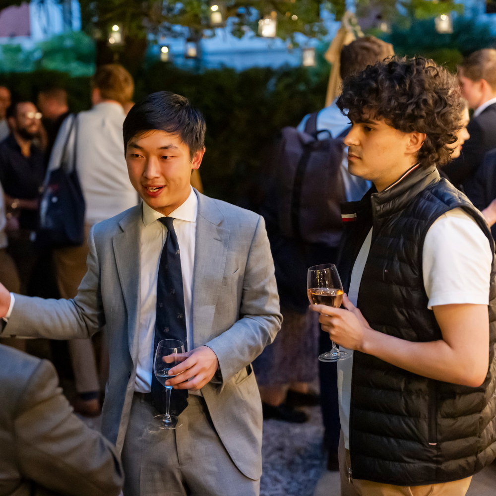 Young Readers Garden Drinks Party, Thursday 3 September, 6.30-9.30pm, 22 Old Queen St.